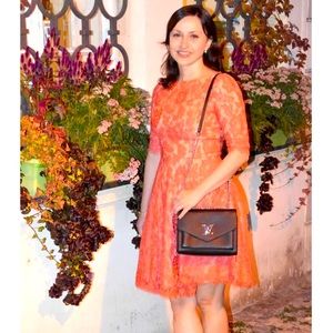 ML Monique Lhuillier lace dress